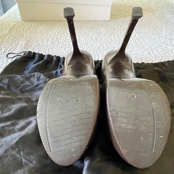 YSL Tribtoo Leather Platform Pumps - Picture 9 of 14